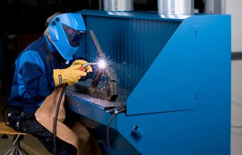 行業專家告訴你如何維護打磨除塵工作臺