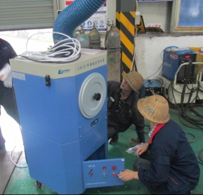 路博焊煙凈化器客戶現場使用效果