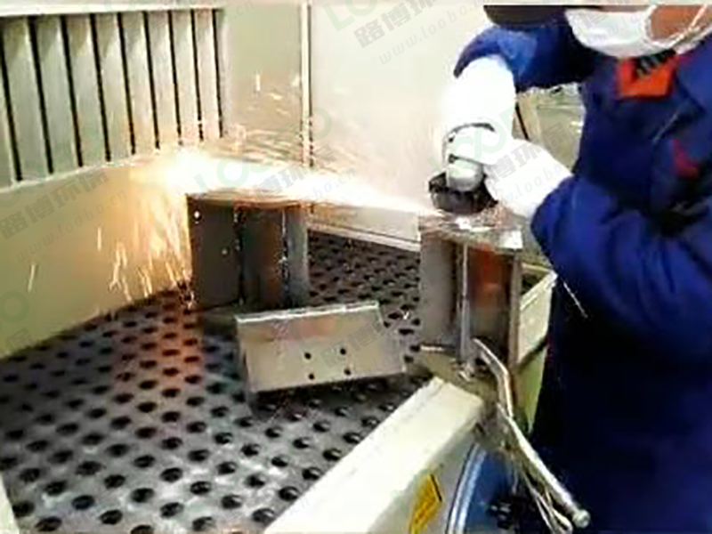 路博環(huán)保打磨除塵設(shè)備專業(yè)解決打磨拋光產(chǎn)生的大量精細(xì)粉塵 (2).jpg 路博環(huán)保打磨除塵設(shè)備專業(yè)解決打磨拋光產(chǎn)生的大量精細(xì)粉塵 (2).jpg