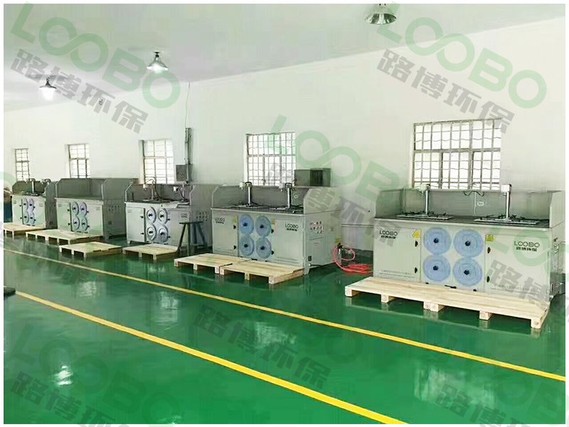 打磨拋光煙塵治理設備分享：打磨除塵臺優勢科普