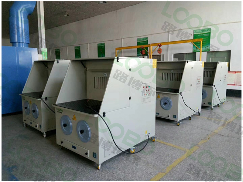 打磨拋光煙塵治理設(shè)備分享:打磨除塵臺(tái)優(yōu)勢(shì)科普.jpg 打磨拋光煙塵治理設(shè)備分享:打磨除塵臺(tái)優(yōu)勢(shì)科普.jpg