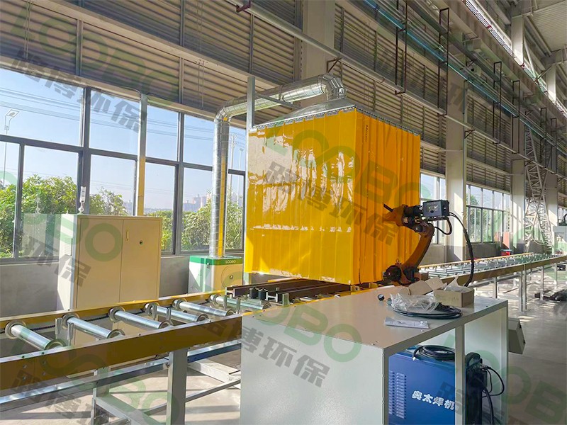 焊接機器人除塵設(shè)備:打造綠色智能焊接車間的關(guān)鍵解決方案 (3).jpg